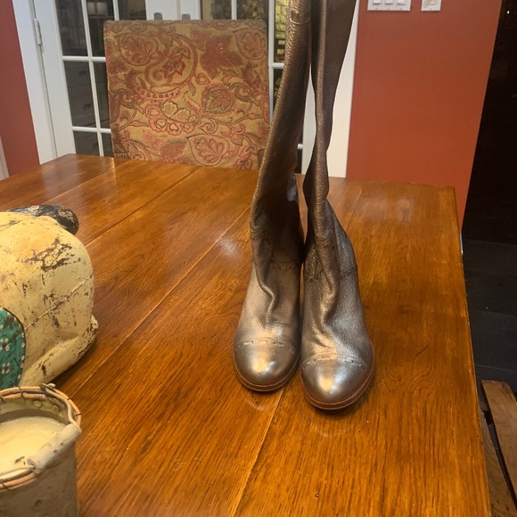 Marc Jacobs pewter metallic boots - Picture 6 of 16